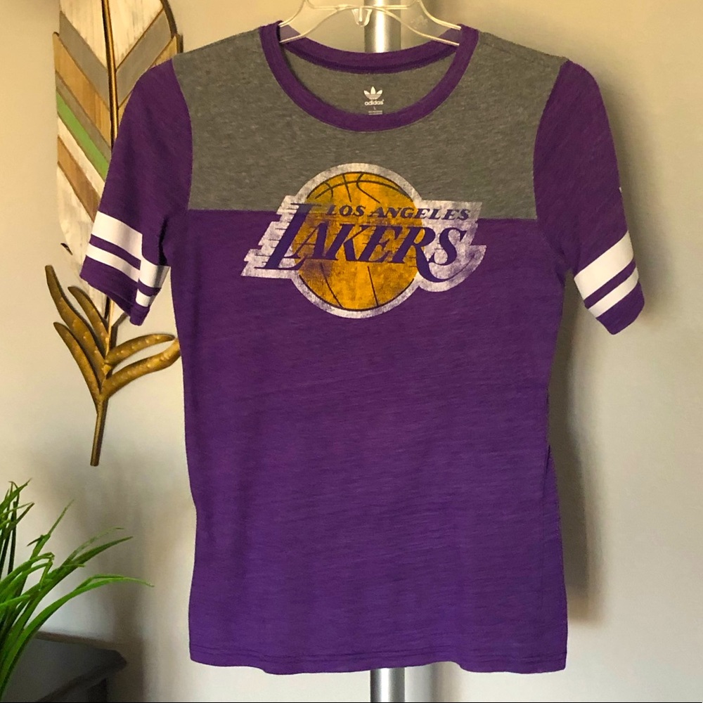 Adidas Brand Lakers Tee (L)